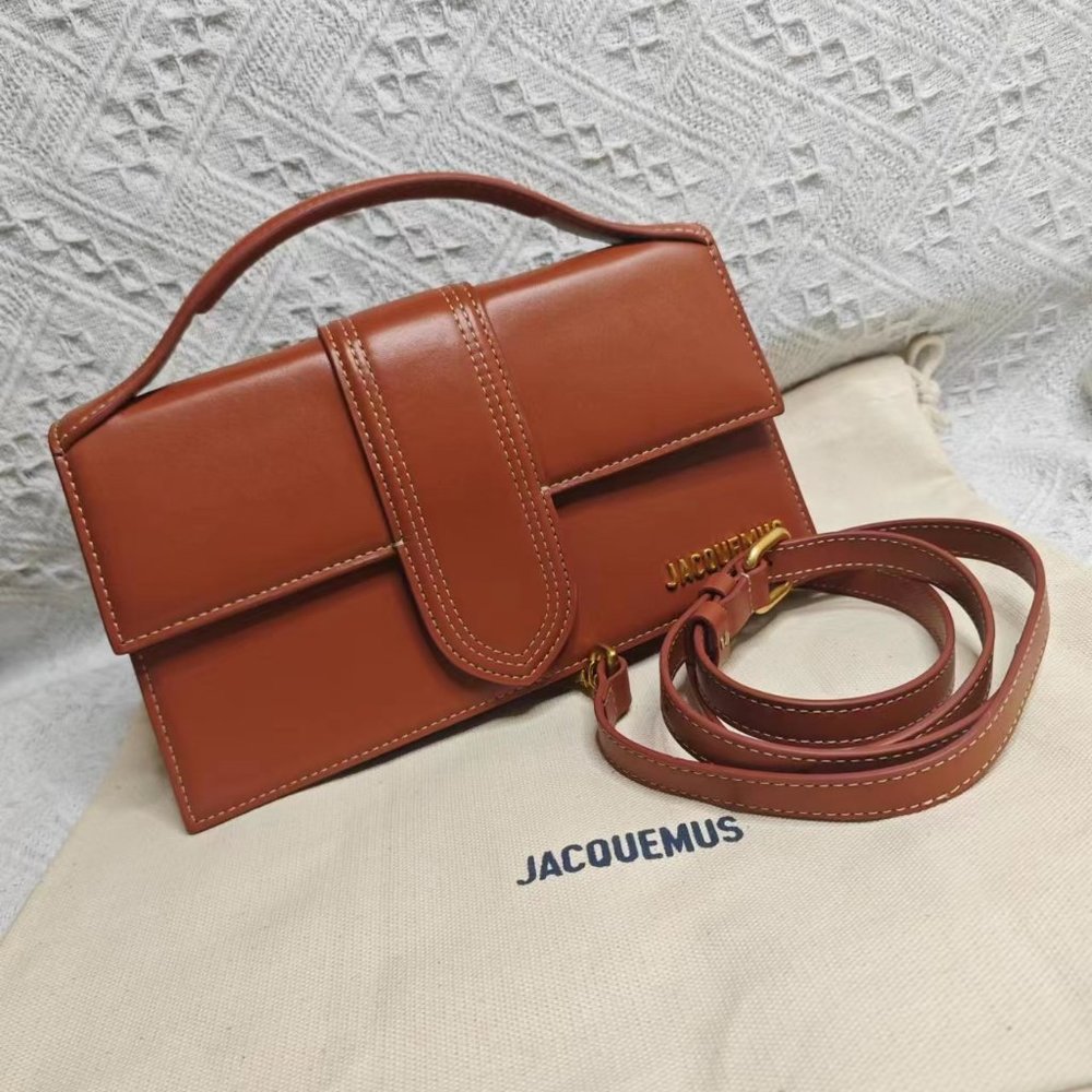 New Jacquemus Medium Crossbody Underarm Bag